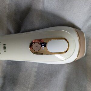 Braun Silk·expert Pro 5 IPL: 4 Caps and Vanity Case, PL5347